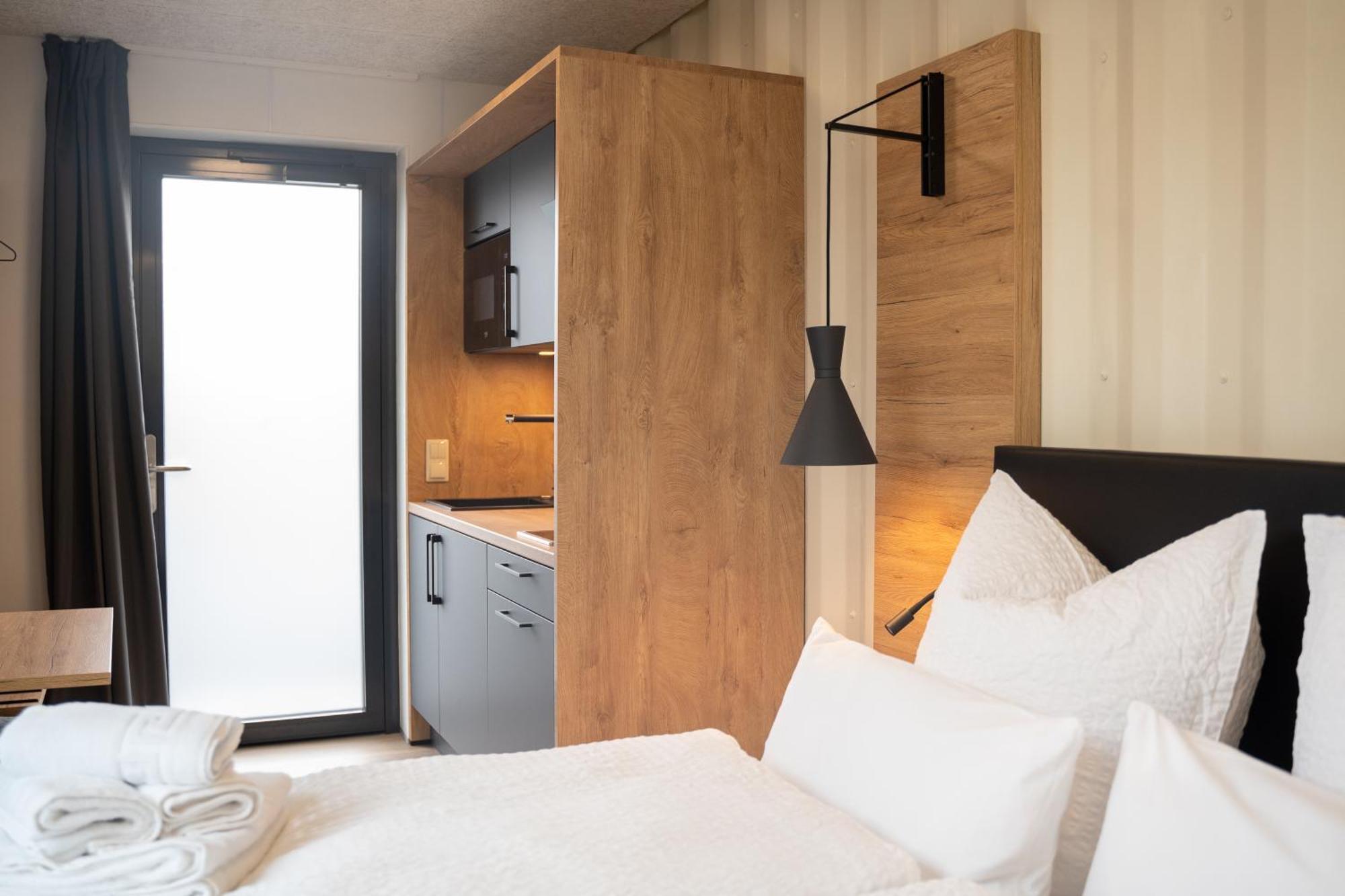 Hotel & Chalets By Revex Schwarzenbach am Wald Esterno foto