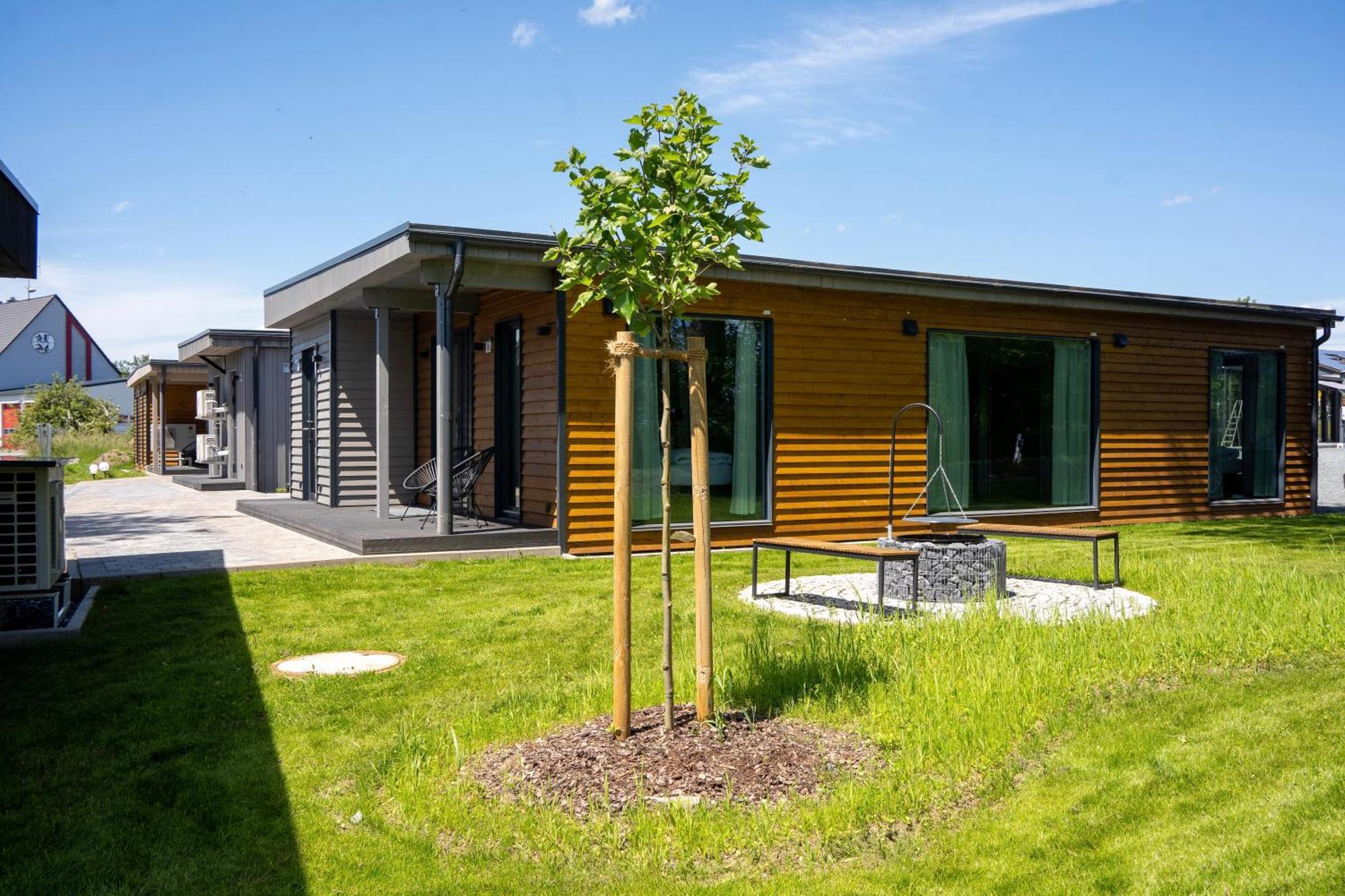 Hotel & Chalets By Revex Schwarzenbach am Wald Esterno foto